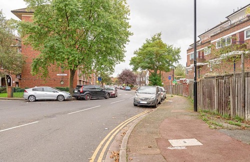 Deptford House | Bright &Modern 3 Bed House w/Patio nr Deptford