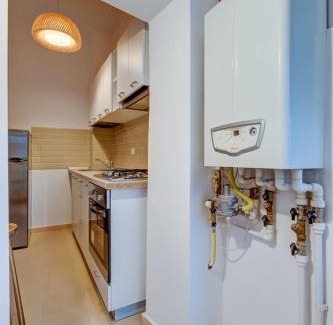 Bucharest City-Centre Apartment | Bright & Modern Apartment in Central Location - Universitate - Wi-Fi - Netflix