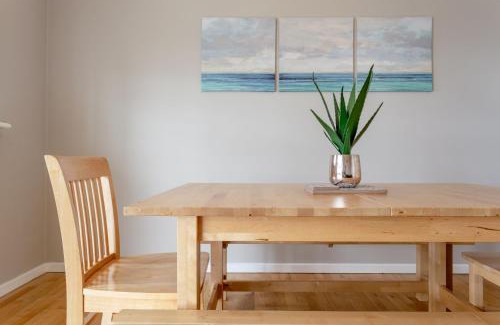 Surrey Docks Apartment | Bright Modern One-Bed with Stunning View of Thames