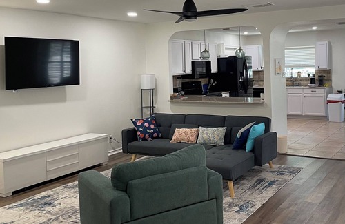 Wetmore House | Bright, Modern Space for Family & Friends