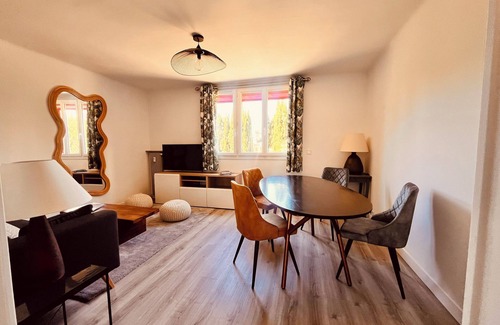 Faubourg Apartment | Bright P3 Aureta apartment + private parking