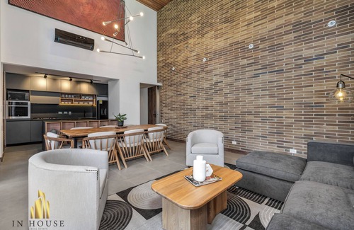 La Florida Apartment | Bright & Spacious, Poblado/BBQ - Morph 502