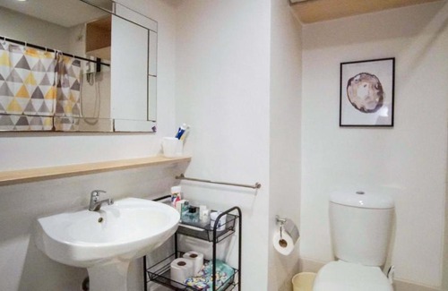 Muntinlupa Apartment | Bright studio w/ balcony @ East Bay Residences