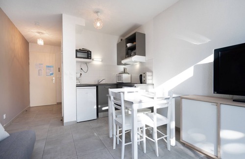 Valras-Plage Villa | Bright villa 4 ppl, garden, close to the sea
