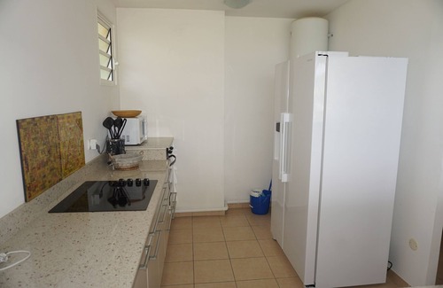 Trois-Ilets Villa | Bright villa overlooking the bay of Anse à l'Ane, close to the beach