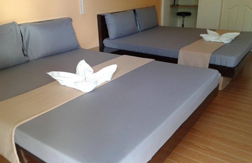 Morong Hotel | Brizo Hotel and Beach Resort