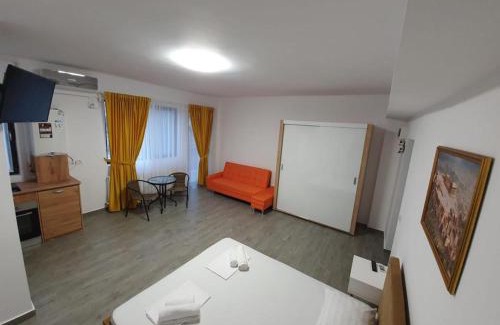 Mamaia-Sat Apartment | Brizza Apartments 5 Mamaia Nord