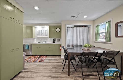 Lake Geneva Apartment | Broad Street Suite 3|Parking for 3 Vehicles |Walkable |Boho Inspired |Full Kitchen |Huge Living Room