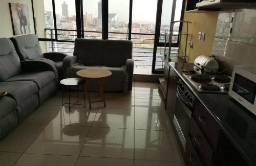 Braamfontein Apartment | Broadway flats Braamfontain