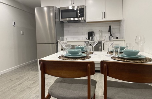 Homecrest House | Brooklyn Gem: Steps from Prospect Park, Modern Comforts & Easy Manhattan Access