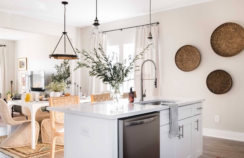 Talbot's Corner Cottage | Brooks by Avantstay Curated & Spacious Nashville Condo