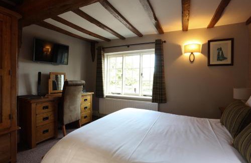 Alcester Hotel | Broom Hall Inn