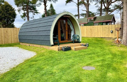 Brora Bed & Breakfast | Brora Pods