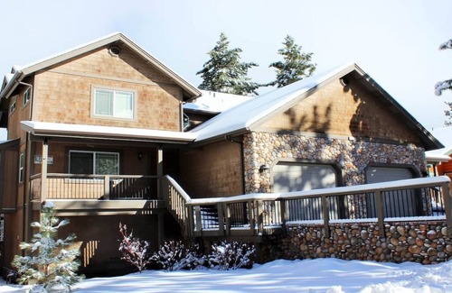 Summit Estates Condo | Brownie B Big Bear Lake