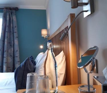 Dartmouth Hotel | Browns Hotel