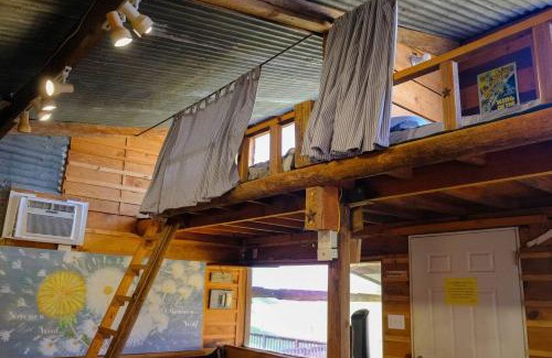 Minden House | Brownwood Cabin Yellow Rose Canyon