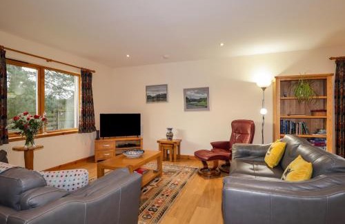Grantown-on-Spey House | Bruach Gorm Cottage