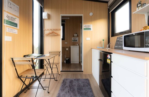 Surat Bay House | Bruce Farm Alpaca Cabin 3 by Tiny Away