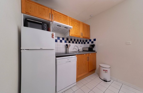 Bagneres-de-Luchon Apartment | Bruneau & Sommet - Avec piscine partagée