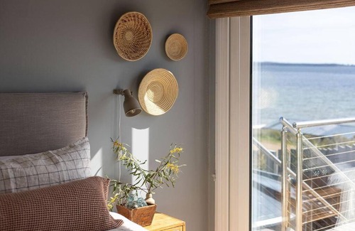 Alonnah Bed & Breakfast | Bruny Boathouse