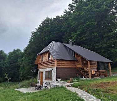 Zabljak Ski Chalet | Brvnara Iskra Smrcevo brdo