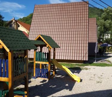 Stara Planina Ski Chalet | Brvnare Todorovic