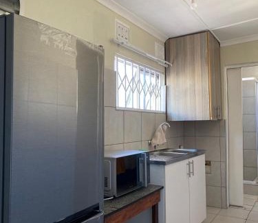 Durban North Apartment | Bryan’s Getaway