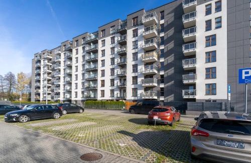 Katowice Apartment | Brynów Rzepakowa Harmony Apartment by BookingHost