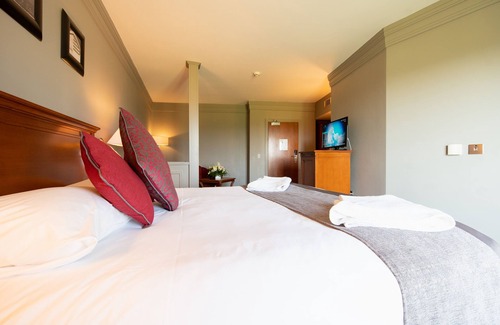 Maesycwmmer Hotel | Bryn Meadows Golf, Hotel & Spa