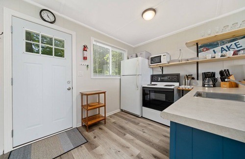 Milford Cottage | BTB - Bayside Retreat