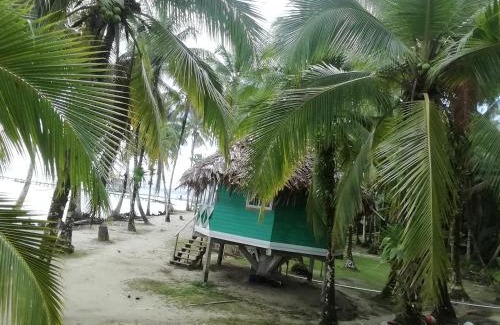 Carenero Island Resort | Buccaneer Resort