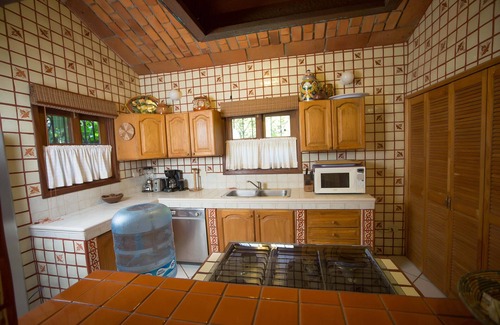 Bucerias Villa | Bucerias Beachfront Charm - Two storey luxury beachhouse with rooftop deck!