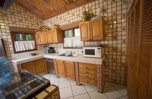 Bucerias Villa | Bucerias Beachfront Charm - Two storey luxury beachhouse with rooftop deck!