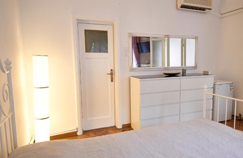 Bucharest City-Centre Apartment | Bucharest City Center (Cismigiu Park) Apartment