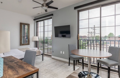 Soulard Apartment | Bud Brewery + Eats | Pool & Gym | Zencity