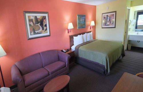 Hawkinsville Hotel | Budget inn & Suites