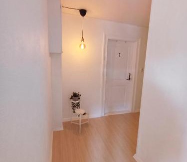 Hjørring Apartment | Budget room 5 in a central location with free parking