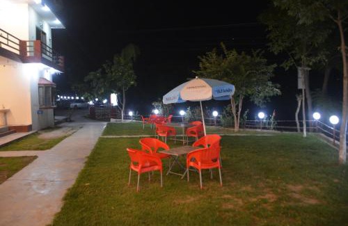 Balakot Hotel | Budget Rooms with Garden by Galiyat Inn Balakot