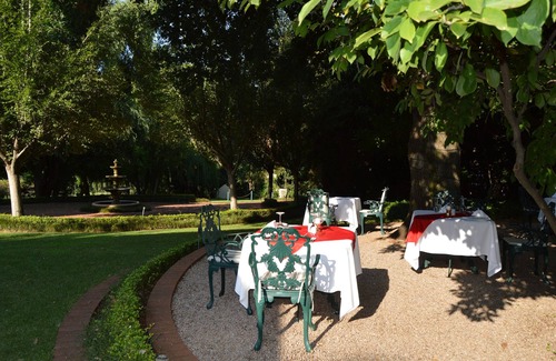 Magaliesberg Hotel | Budmarsh Country Lodge