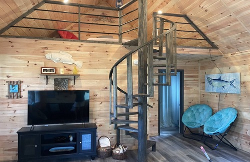 Lobelville Cabin | Buffalo River new cabin cozy retreat