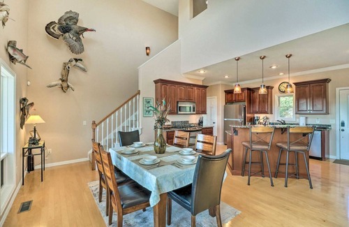 Bull Shoals House | Bull Shoals Retreat with Panoramic River Views – A Peaceful Escape Awaits!