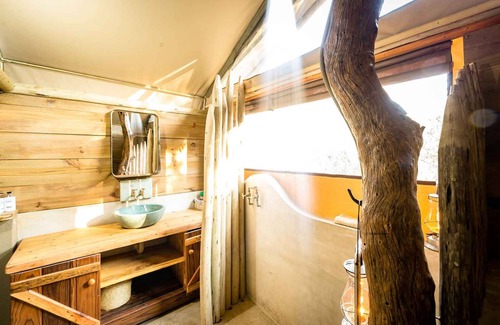 Thorny Bush Game Reserve Cabin | Bundox Safari Lodge
