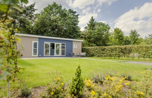 Municipality of Rijssen-Holten House | Bungalow ∙ 2 bedrooms ∙ 4 guests