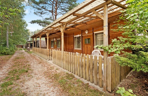 Waldhufen House | Bungalow '32 - Kimbucht' with Private Terrace and Shared Garden