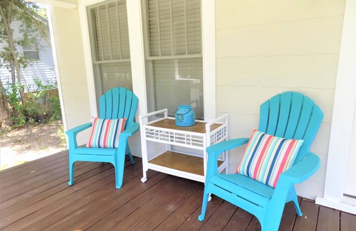 Southeast Pensacola House | Bungalow at Bobe Street