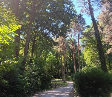 Saint-Cheron House | Bungalow charmant avec piscine partagée à Saint-Chéron