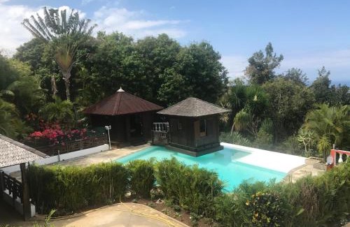 La Riviere Saint-Louis House | Bungalow confortable à Ruisseau avec piscine partagée