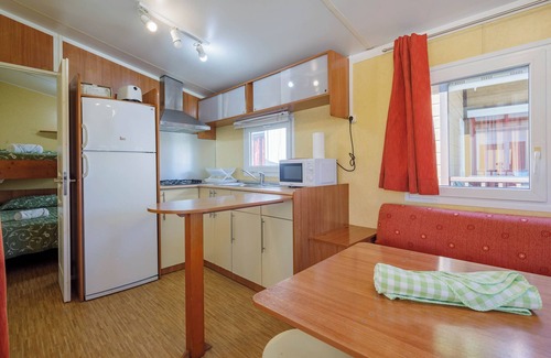 Balea House | Bungalow 'D' with Private Pool, Private Terrace and Wi-Fi