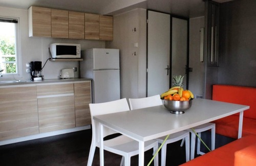 Vilanova I la Geltru House | Bungalow with Terrace and Parking