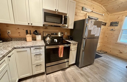 Salsbury Cove Cabin | Buoy Cottage #8 at Explore Acadia Cottages